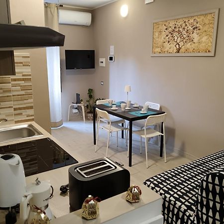 Вилла U Peri Alivu House Катания Экстерьер фото