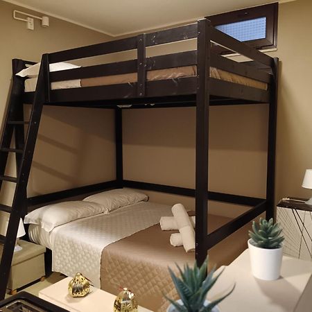 Вилла U Peri Alivu House Катания Экстерьер фото