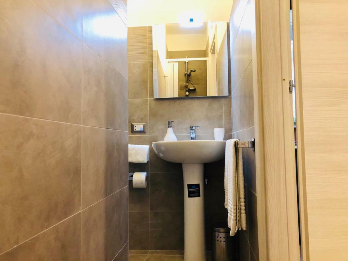 Вилла U Peri Alivu House Катания Экстерьер фото